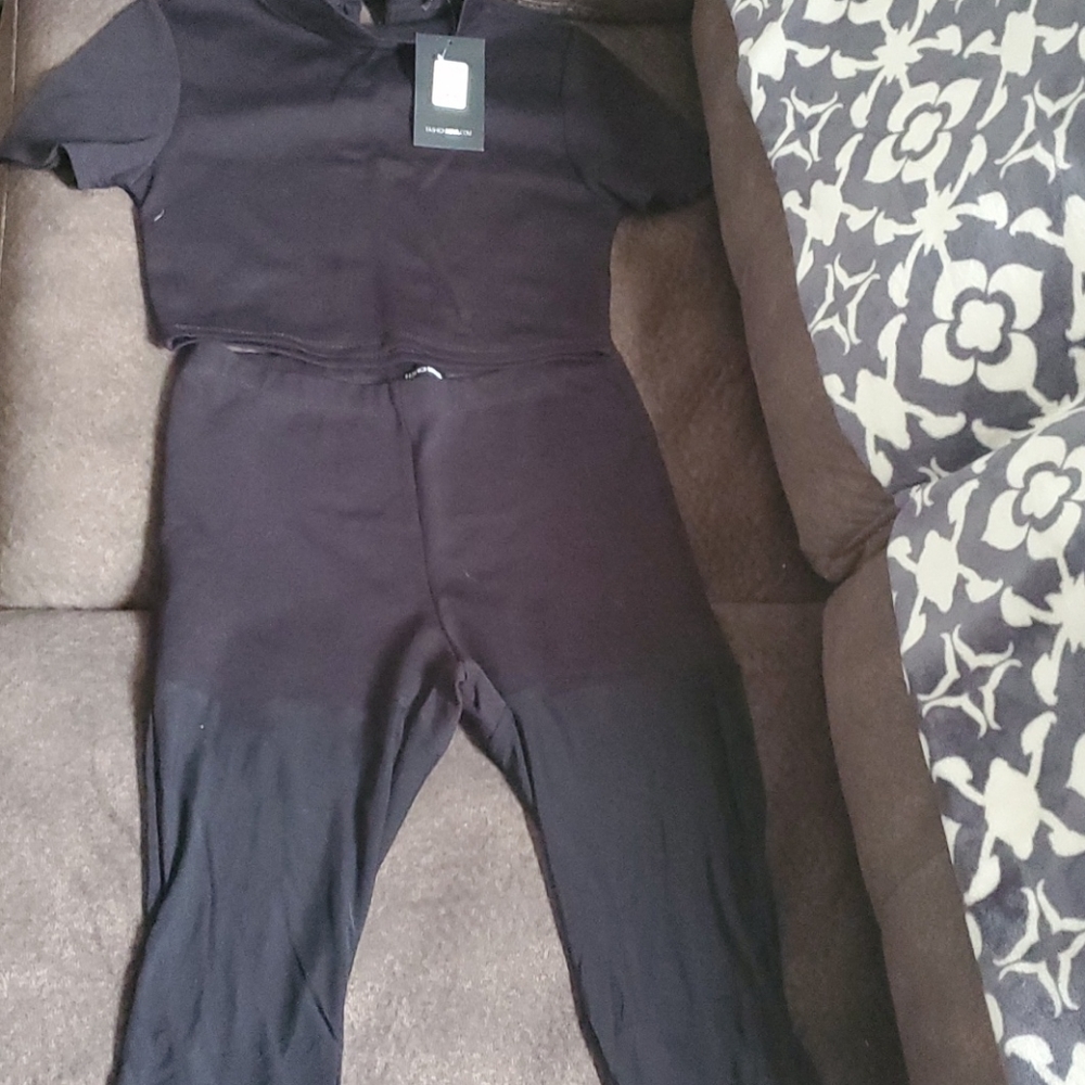 2 piece black set